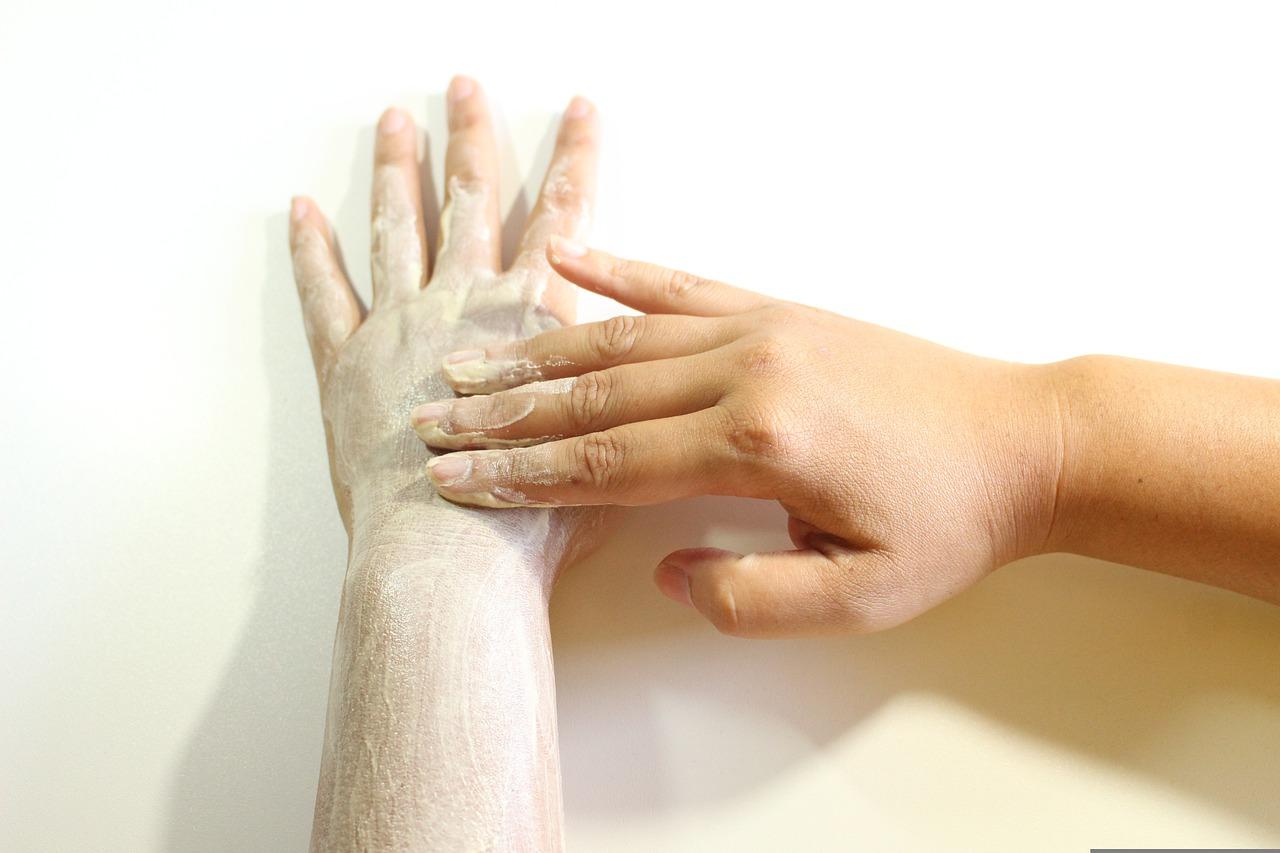 Read more about the article Peeling für die Haut – diese unterschiedlichen Peeling-Arten gibt es